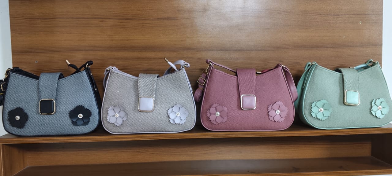 Elegant Ladies Hand Bag 001 4